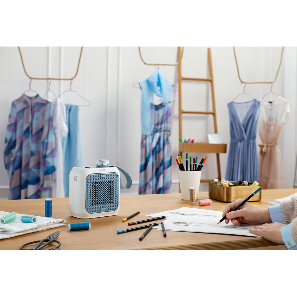 DE LONGHI TERMOVENTILATORE DA TAVOLO 350W GRIGIOAttaccalaspina