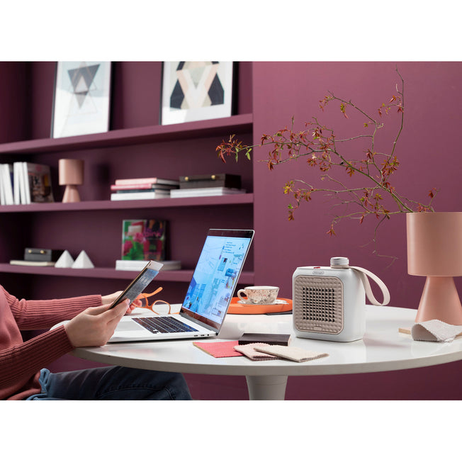 DE LONGHI TERMOVENTILATORE DA TAVOLO 350W ROSAAttaccalaspina