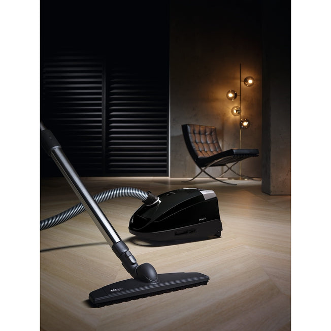 MIELE ASPIR.C/SACCO 890W 3.5LT SPAZZ.PARQUET NEROAttaccalaspina